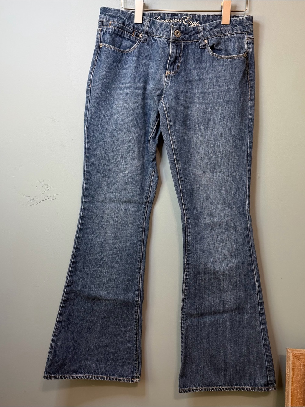 American Eagle Real Flare Low Rise Jeans Women’s Size 6 Long 100% Cotton Y2K